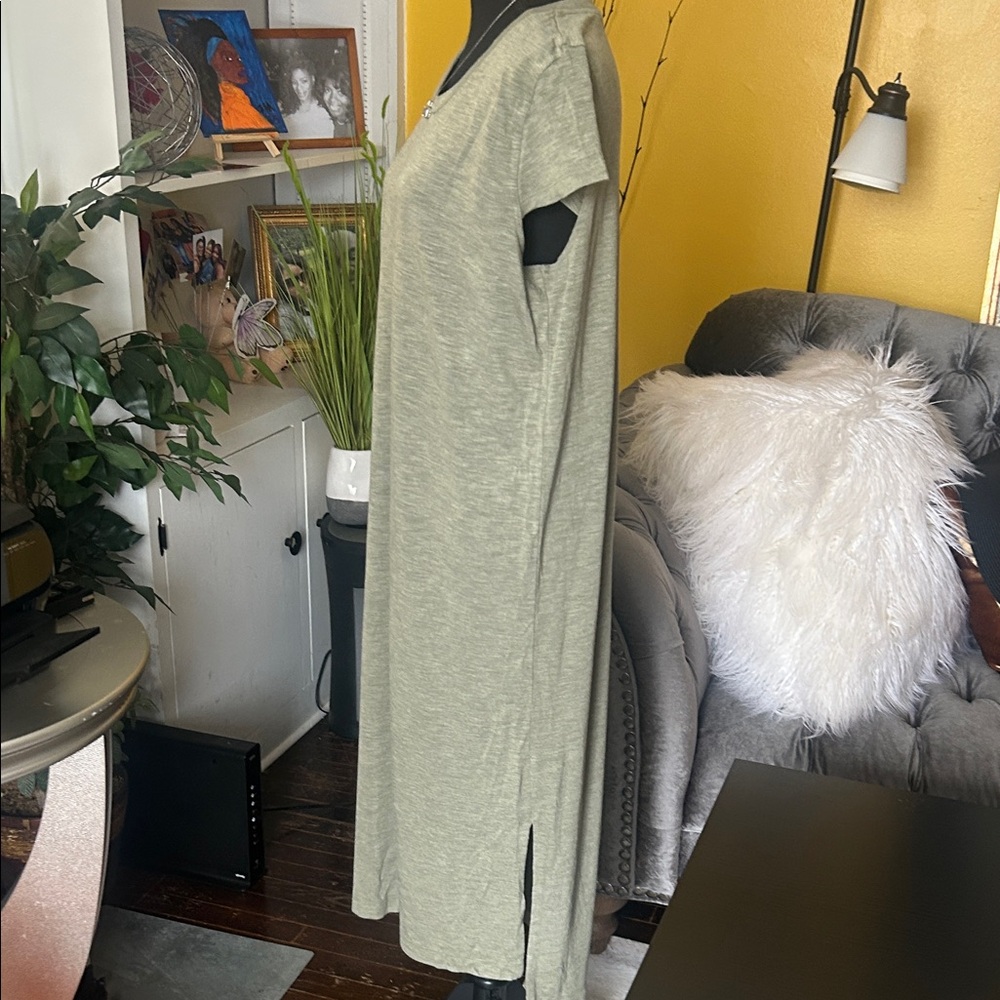 Jessica Simpson Olive Green Tunic Dress with side splits - Picture 2 of 7